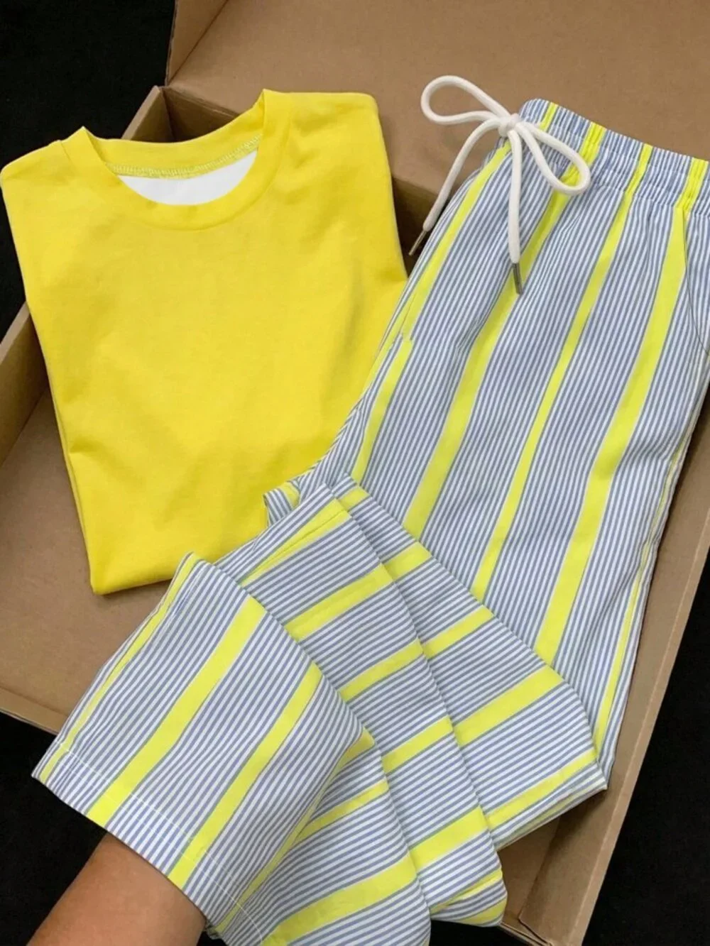 Multicolor Casual Women's Short Sleeve Top & Striped Pants Set